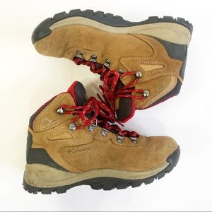 Women’s Columbia Newton Ridge Hiking Boots, Size 7